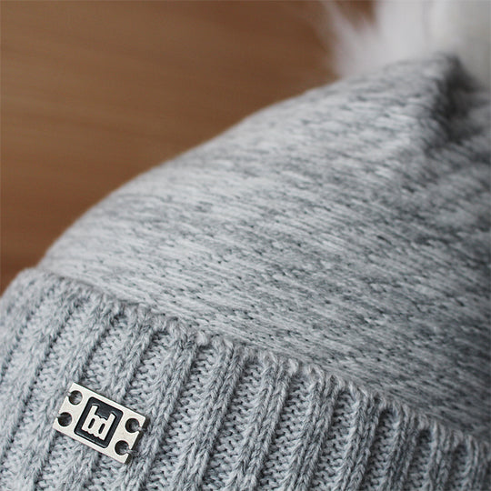 Beanie White Fluffy